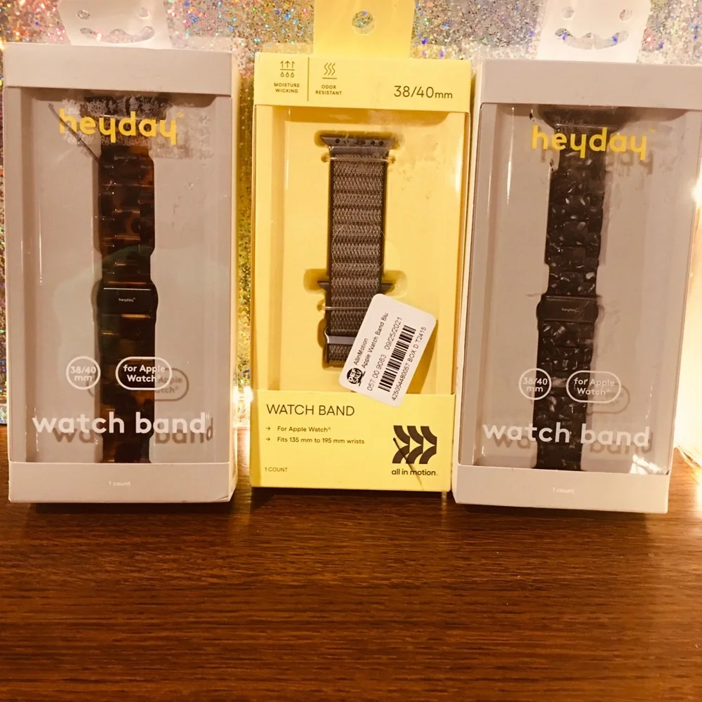 3 Apple Watch bands